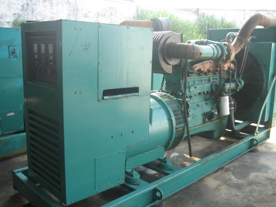 玉田租赁发电机- 发电机碳刷磨损的原因是什么