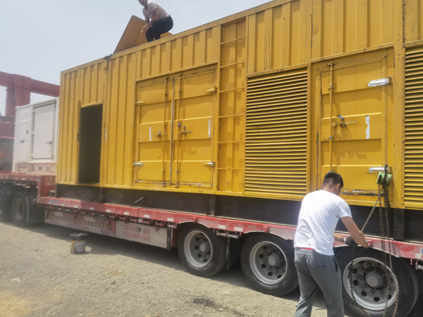 玉田除了负载情况和发动机维护，还有哪些因素会影响 200kw 柴油发电机的油耗？