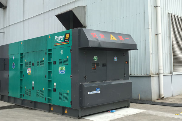 玉田燃油滤清器的更换流程是怎样的？