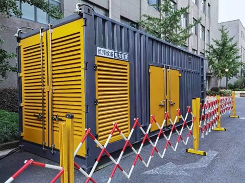 玉田如何使用转速表检查发动机的转速？