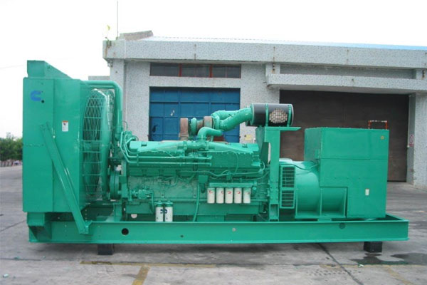 玉田工厂发电机应急发电时如何更准确地检查发电机状态？